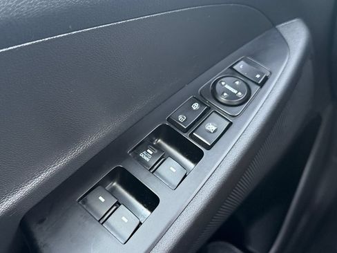 Used 2020 Hyundai Tucson SE FWD image 18