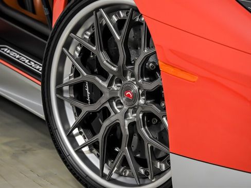 Used 2017 Lamborghini Aventador LP 700-4 AWD/4WD image 6