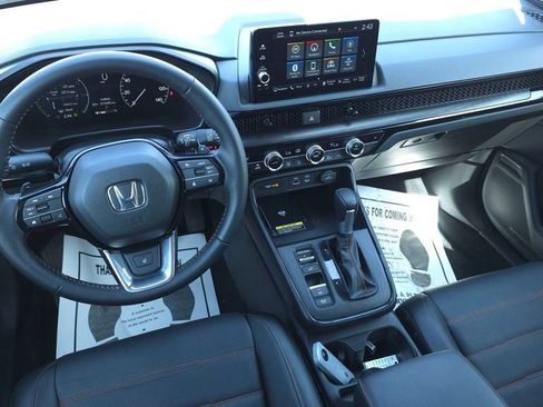 Certified 2025 Honda CR-V Sport Touring image 25