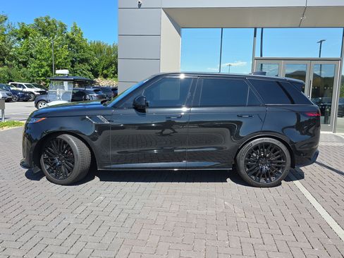 Certified 2026 Land Rover Range Rover Sport SV AWD/4WD image 8