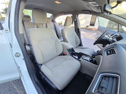 Used 2013 Honda Civic LX image 11
