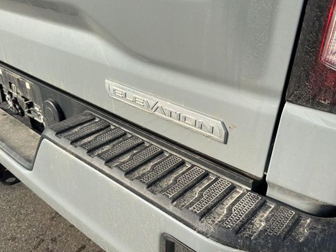 Used 2024 GMC Sierra 1500 Elevation image 6