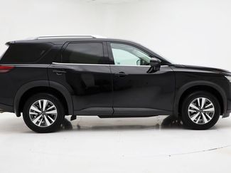Used 2022 Nissan Pathfinder SL video 2