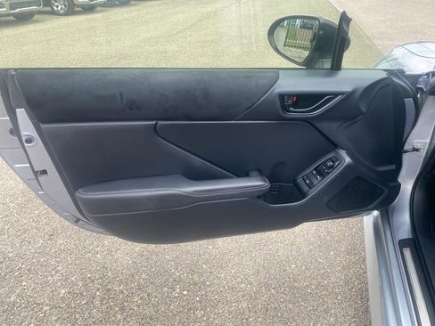 Used 2022 Toyota GR86 Premium w/ ALL Weather Mat Package (TMS) RWD image 17