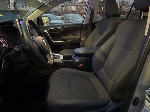 Certified 2024 Toyota RAV4 LE image 9