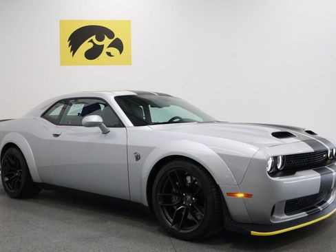 Used 2023 Dodge Challenger SRT Hellcat image 6