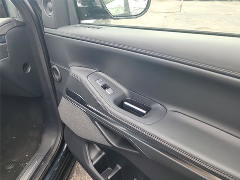 New 2026 Lincoln Navigator L Reserve w/ Jet Appearance Package image 27