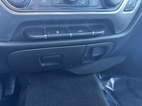 Used 2018 Chevrolet Silverado 1500 LT w/ All Star Edition image 14