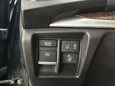 Used 2019 Acura MDX SH-AWD image 18