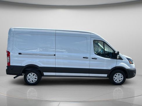 New 2025 Ford Transit 250 148 Medium Roof w/ Interior Upgrade Package RWD image 7