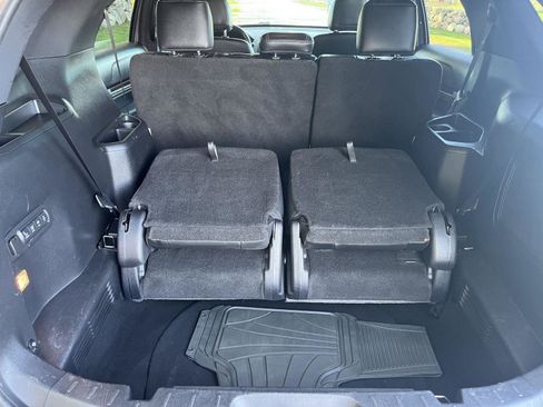 Used 2016 Ford Explorer Limited image 24