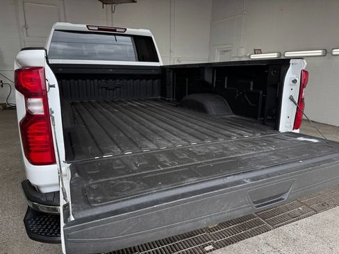 Used 2025 Chevrolet Silverado 2500 LT w/ Convenience Package AWD/4WD image 24