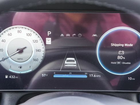 Certified 2025 Hyundai Elantra SEL FWD image 34