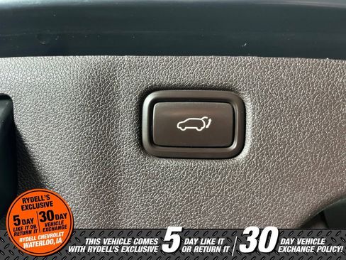 Used 2015 Kia Sedona SX Limited FWD image 24