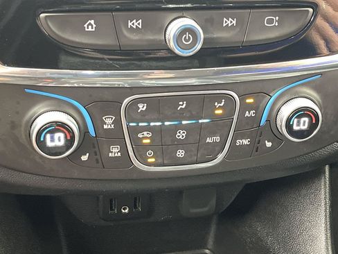 Certified 2018 Chevrolet Traverse LT AWD/4WD image 22
