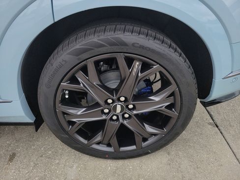 New 2026 Cadillac Optiq V AWD/4WD image 33