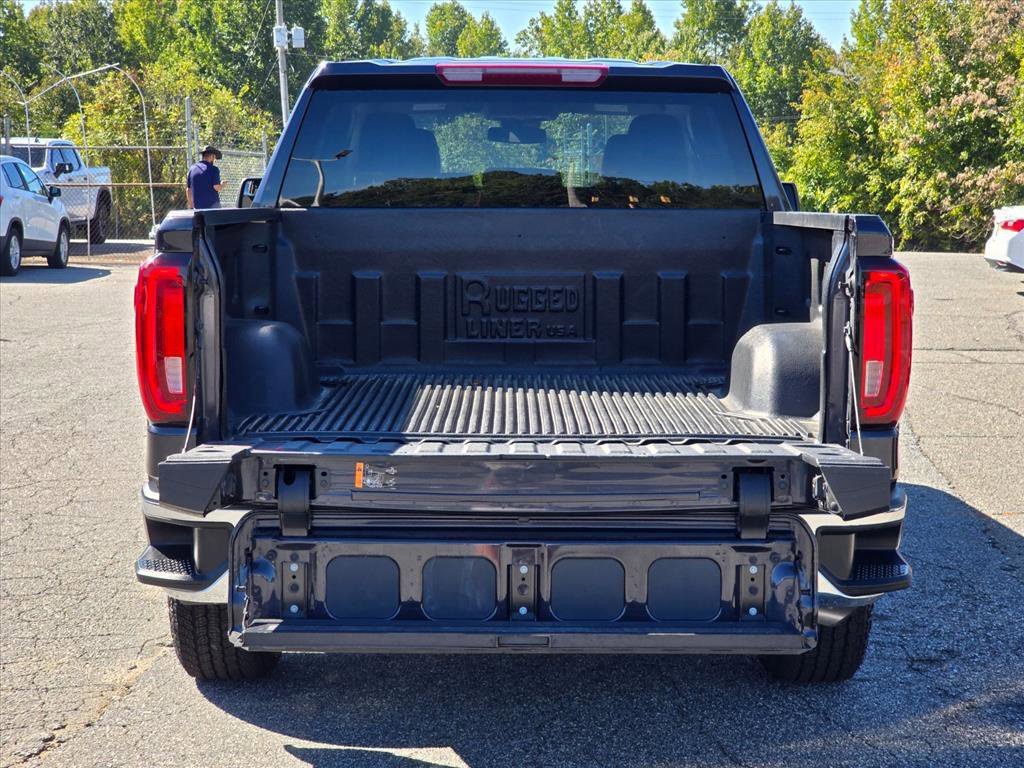 Used 2025 GMC Sierra 1500 SLT AWD/4WD image 24