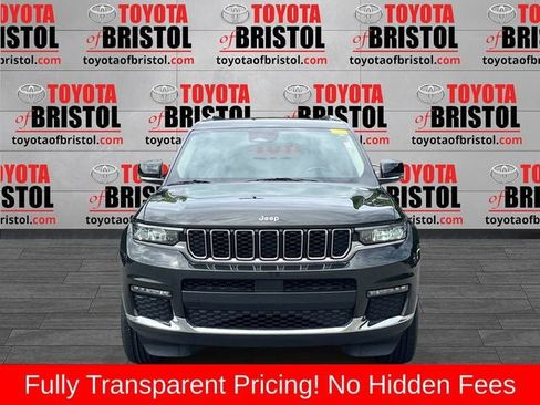 Used 2022 Jeep Grand Cherokee L Limited AWD/4WD image 9