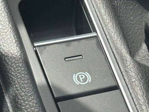 Used 2025 Volkswagen Jetta Sport FWD image 54