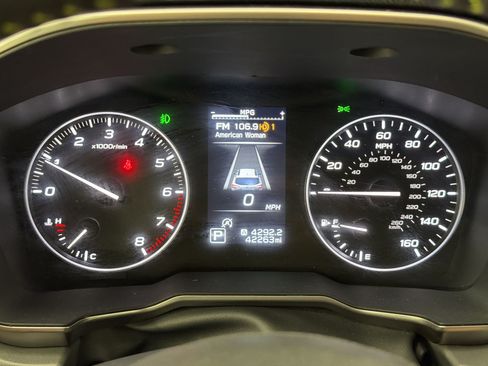 Used 2025 Subaru Outback Onyx Edition AWD/4WD image 22