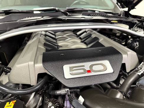 Used 2017 Ford Mustang GT Premium w/ GT Performance Package image 37