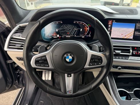 Used 2021 BMW X7 xDrive40i w/ M Sport Package image 19