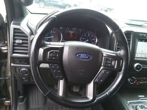 Used 2018 Ford Expedition Max Limited AWD/4WD image 16