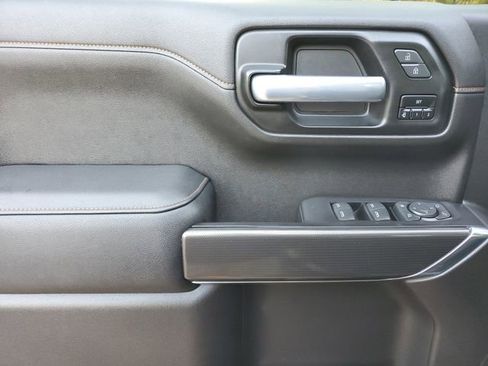 Used 2021 GMC Sierra 1500 AT4 w/ Driver Alert Package II image 17