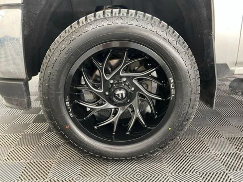 Used 2017 Chevrolet Silverado 1500 LT w/ All Star Edition AWD/4WD image 20