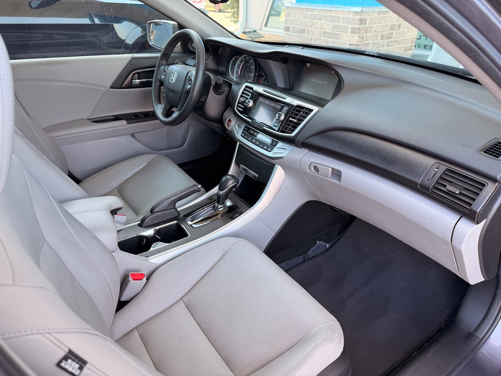 Used 2015 Honda Accord EX-L image 26