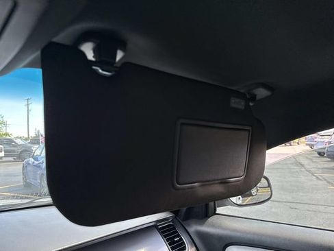 Used 2016 Ford Taurus SEL w/ Equipment Group 201A FWD image 28
