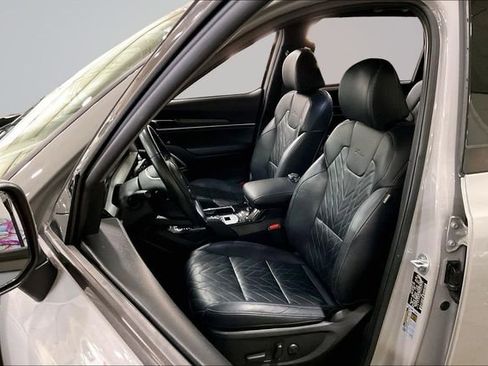Used 2023 Kia Telluride EX X-Line image 25