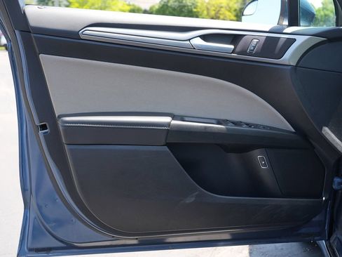 Used 2018 Ford Fusion S FWD image 14