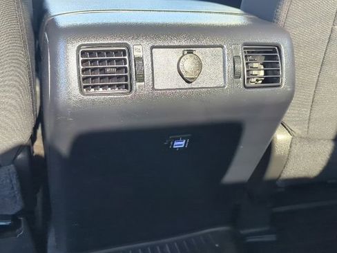 Used 2018 Toyota Tundra SR5 image 17