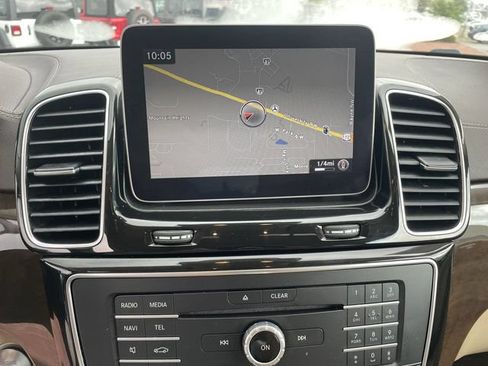Used 2019 Mercedes-Benz GLS 450 4MATIC image 26