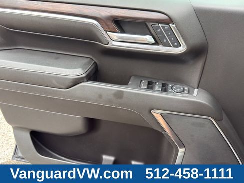 Used 2024 GMC Sierra 1500 SLT AWD/4WD image 22