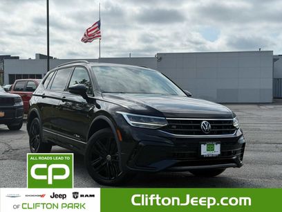 Used 2022 Volkswagen Tiguan SE R-Line