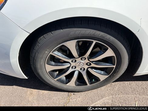 Used 2017 Acura TLX FWD image 7