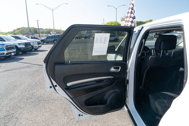 Used 2020 Dodge Durango SXT w/ 3rd Row Seating Group RWD image 13