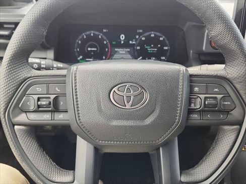 Certified 2025 Toyota Tacoma TRD Pro AWD/4WD image 9