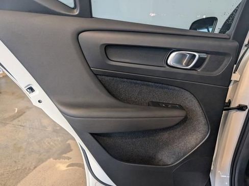 Used 2026 Volvo XC40 B5 Core w/ Climate Package image 23