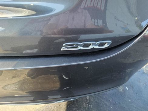 Used 2015 Chrysler 200 Limited w/ Convenience Group FWD image 16