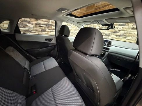 Used 2021 Hyundai Kona SEL Plus w/ Cargo Package AWD/4WD image 28