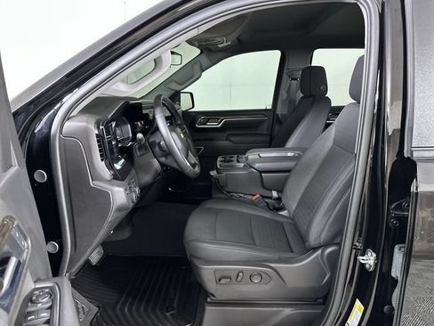 Used 2025 Chevrolet Silverado 1500 LT AWD/4WD image 20