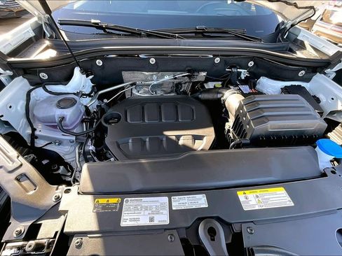 New 2026 Volkswagen Atlas Cross Sport SEL AWD/4WD image 12