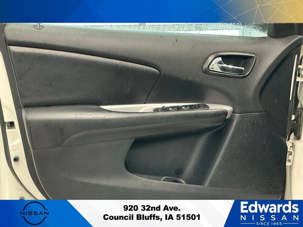 Used 2020 Dodge Journey SE w/ SE Popular Equipment Group FWD image 20