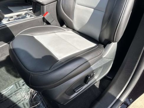 Used 2023 Ford Explorer XLT w/ Equipment Group 202A image 20