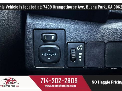 Used 2016 Toyota Corolla S image 39