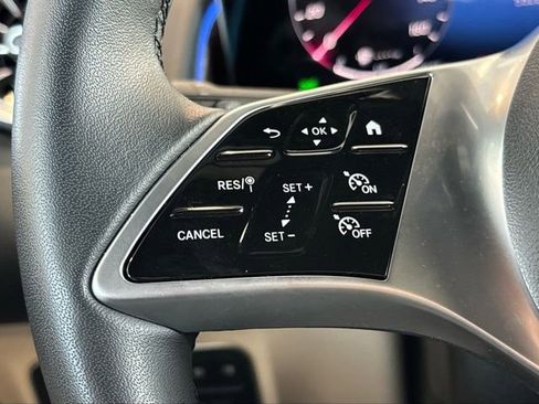 Certified 2026 Mercedes-Benz GLB 250 4MATIC image 33