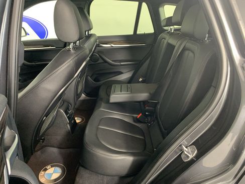 Used 2018 BMW X1 sDrive28i w/ Convenience Package FWD image 32